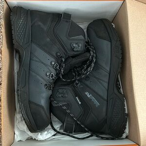 Size 8 Timberland Switchback Women's Composite Toe Boots
